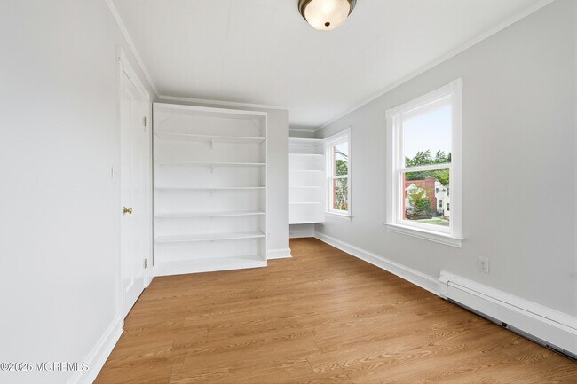 Building Photo - 638 Overton Pl