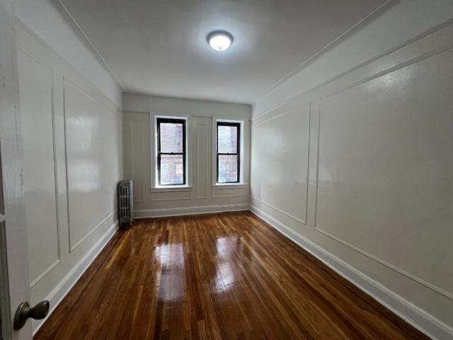 Building Photo - 2 bedroom in SUNNYSIDESunnyside NY 11104