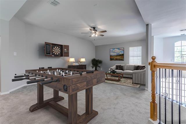 Building Photo - 817 Rushmore Dr