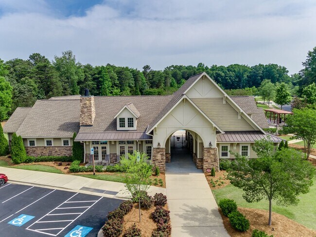 Building Photo - Stunning 4 bedrm, 3.5 Bath home in Chapel Cove of South Charlotte!