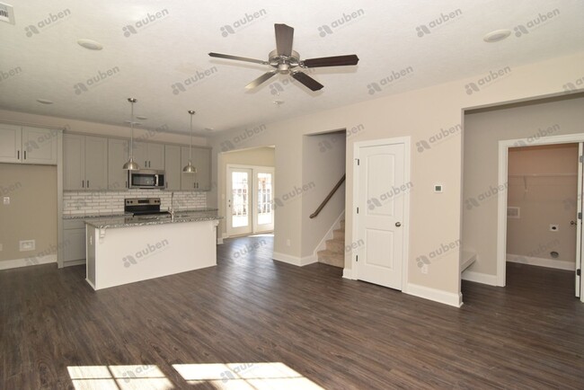 Building Photo - Newer 4 Bed/2.5 Bath House in Grovetown