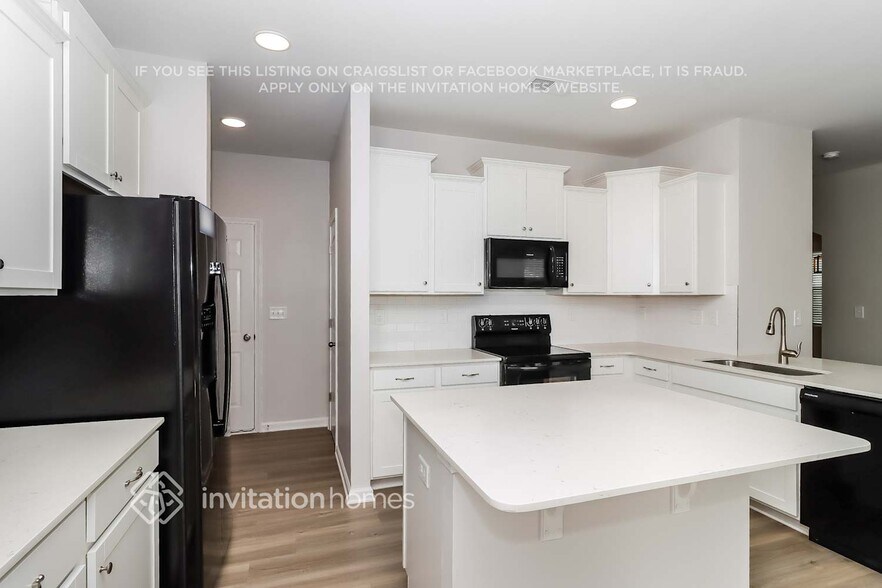 Building Photo - 3590 Cerelia Ln