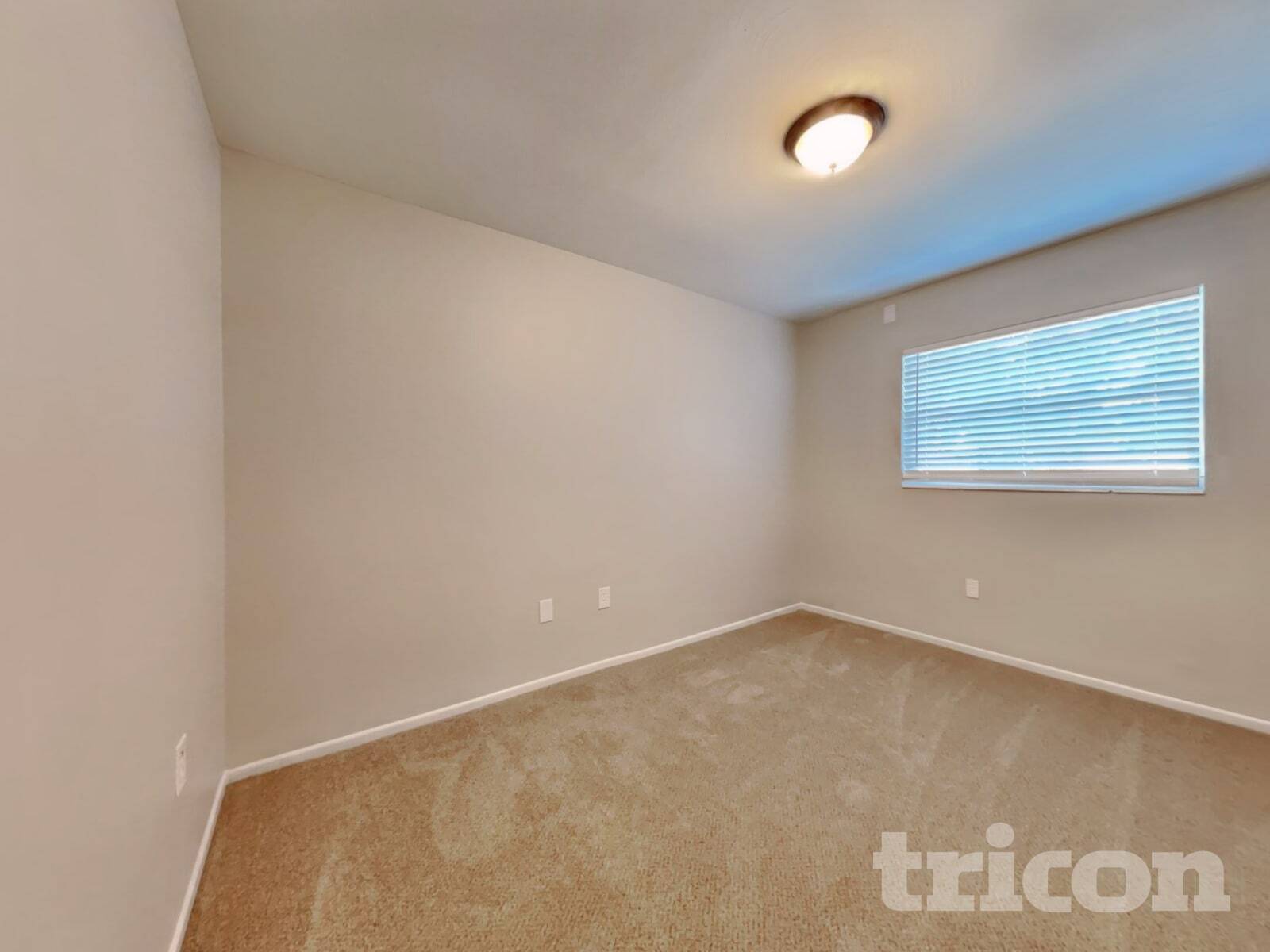Building Photo - 3708 Lei Dr
