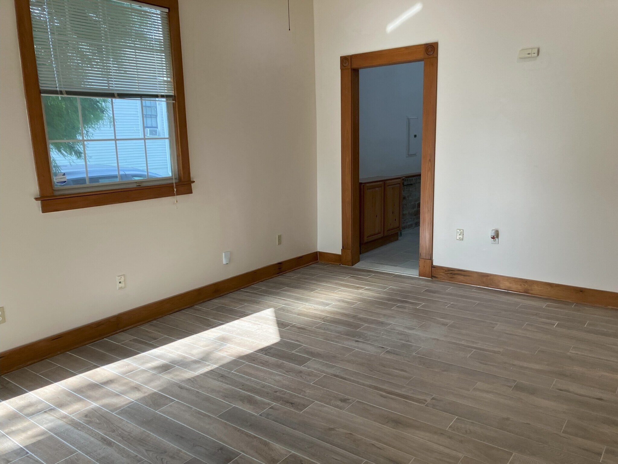 Door to dining area - 2039 Valence St