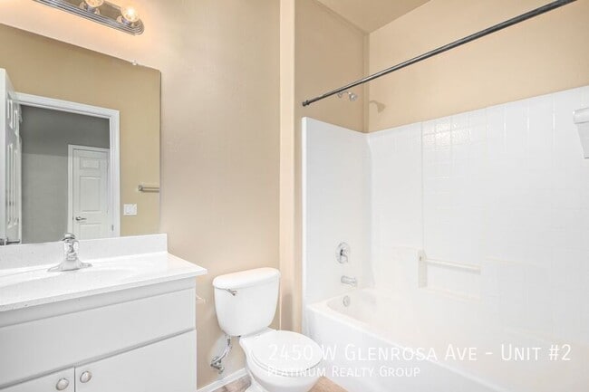 Building Photo - 2450 W Glenrosa Ave