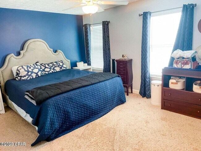 Building Photo - 2417 Causeway Manor Ct
