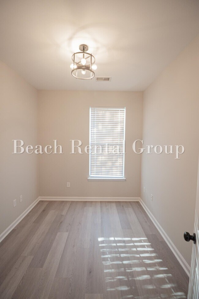 Building Photo - 413 Cotton Grass Dr