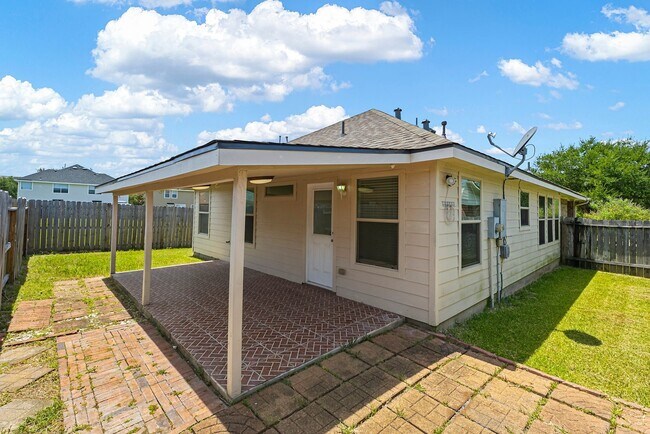 Building Photo - 9006 Wildbird Ln