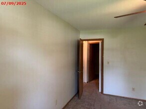 Building Photo - 2 bed 1.5 Bath Condo #203
