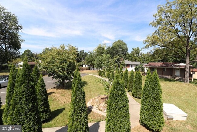Building Photo - 4006 Buckman Rd