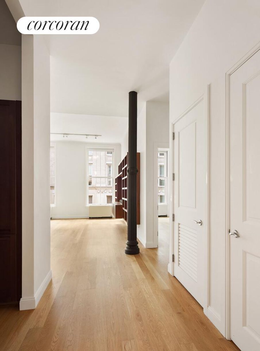 Building Photo - 655 6th Ave