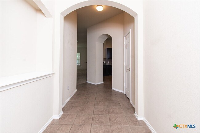 Building Photo - 7010 Cokui Dr