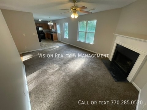 Building Photo - 124 Pin Oak Trail