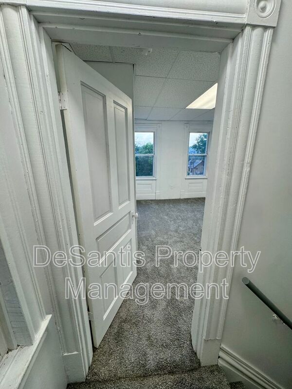 Building Photo - 42 Climax St