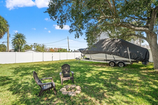 Building Photo - 4004 Centavo Ct