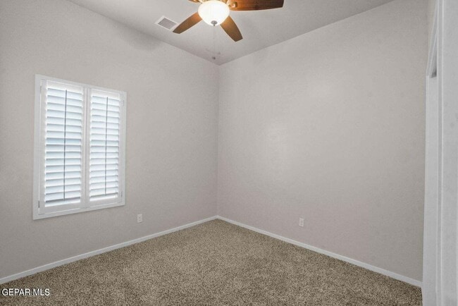 Building Photo - 2158 Enchanted Smt Dr