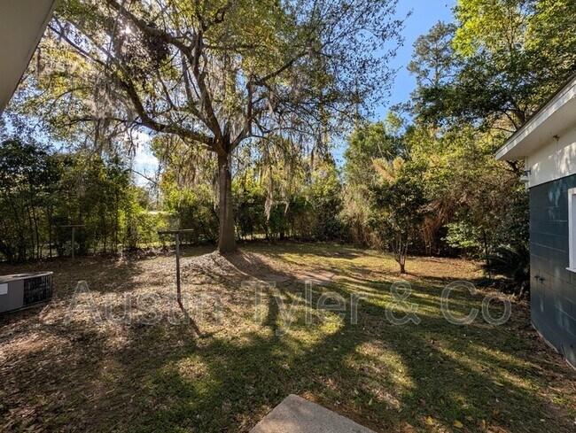 Building Photo - 4455 Broad St