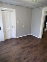 Building Photo - 3159 6th Ave