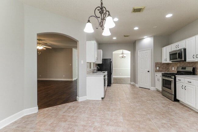 Building Photo - 14411 Pelican Marsh Dr