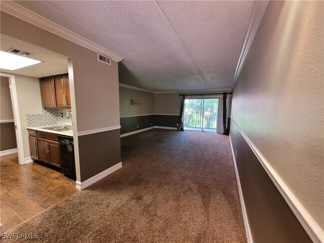 Building Photo - 2366 E Mall Dr