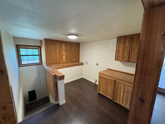 Building Photo - 7697 MO-176