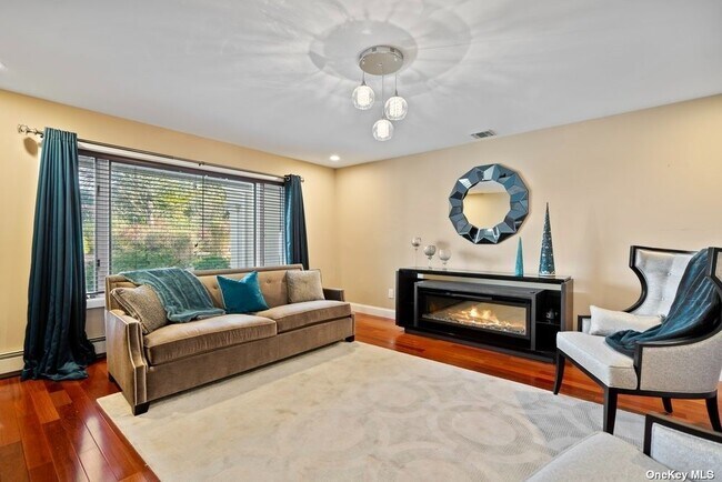 Building Photo - 29 The Grasslands