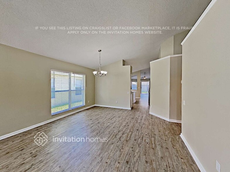 Building Photo - 3564 Moss Pointe Pl