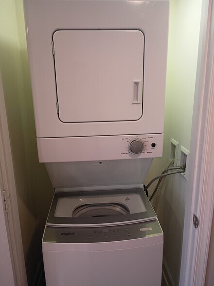 Building Photo - 5414 1st Pl NW