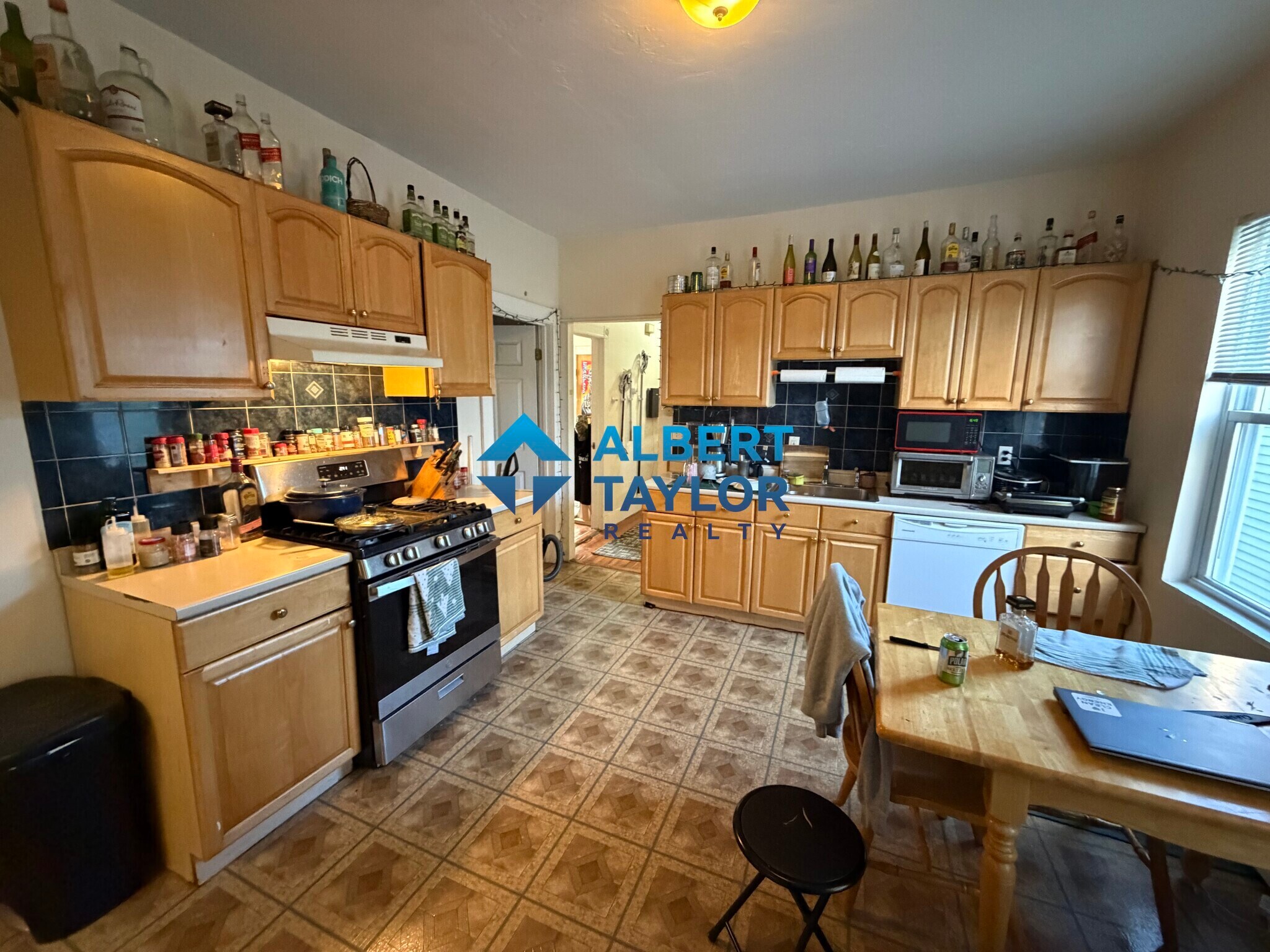 Building Photo - 34 Darling St