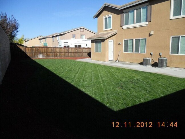 Building Photo - 29040 Azara St