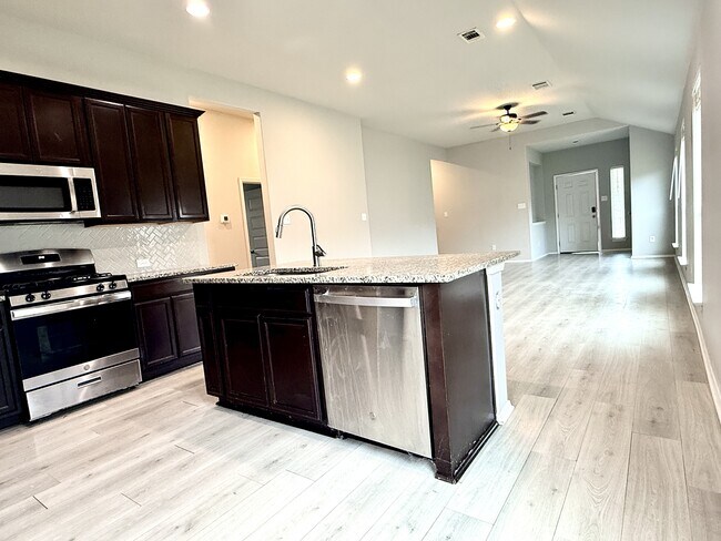 Building Photo - 5629 Corso Ct