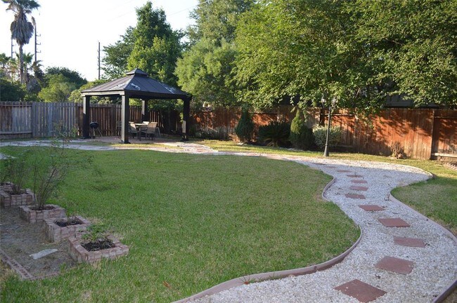 Building Photo - 6210 Marble Hollow Ln