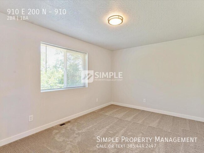 Building Photo - 910 E 200 N