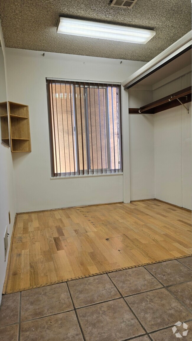 Building Photo - 8404 Pershing Dr