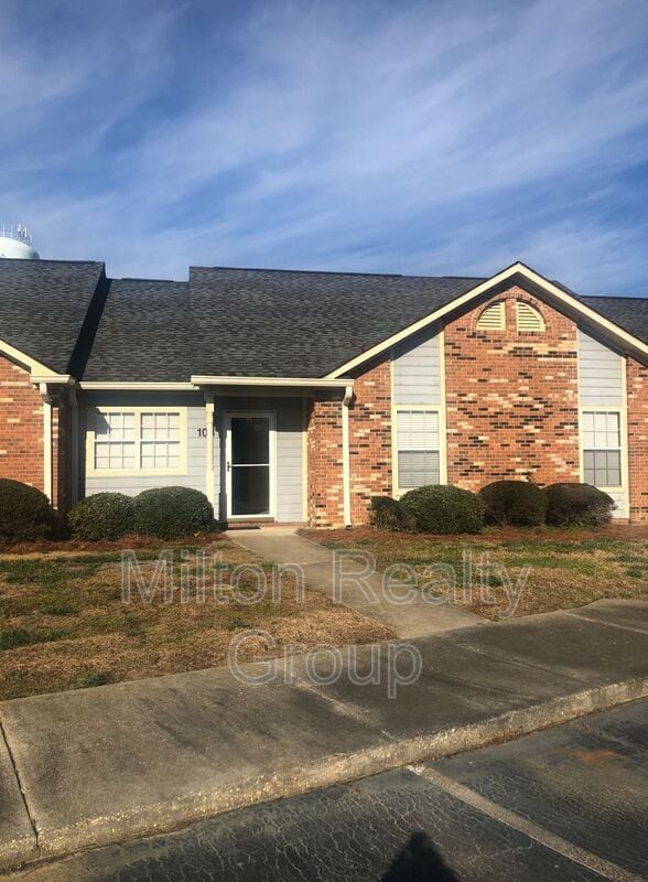 Building Photo - 103 Old Spring Hill Ln