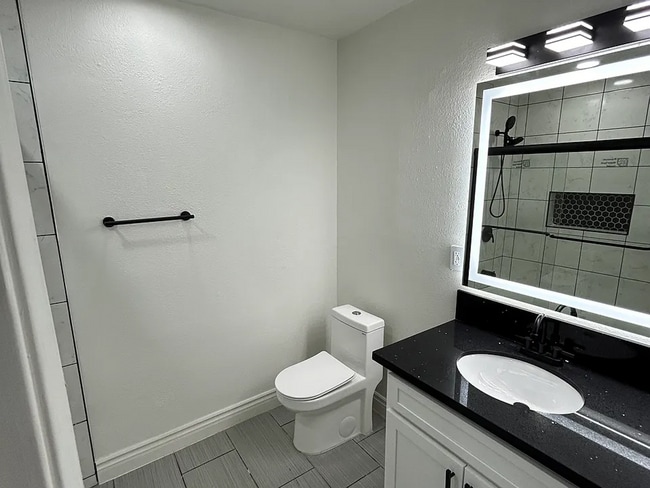 Building Photo - Beautifully remodeled 2-Bedroom Home | All...