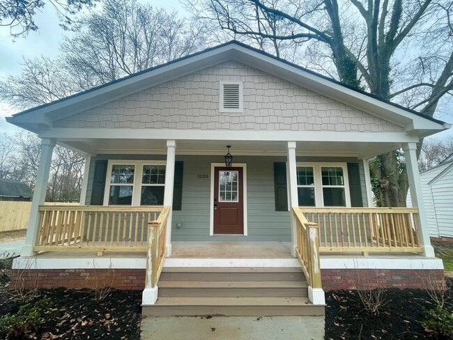 Building Photo - Newly Built Home minutes from Downtown Madison