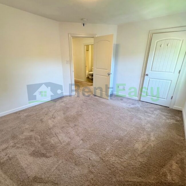 Building Photo - 4116 2nd St