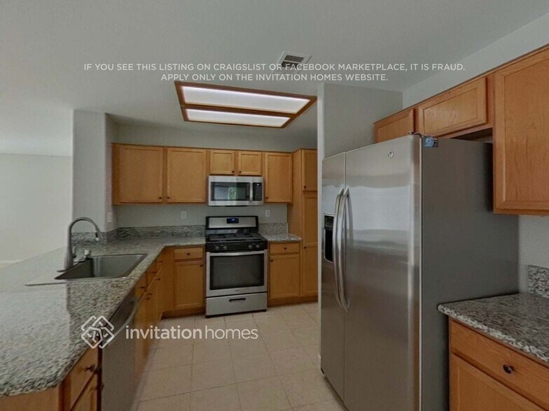 Building Photo - 3811 McGregor Way