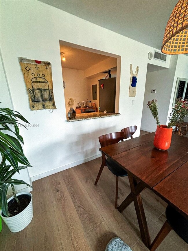 Building Photo - 2150 Sans Souci Blvd