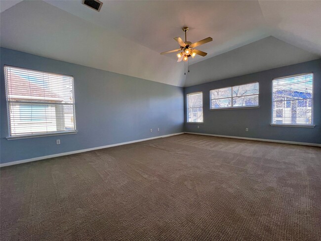 Building Photo - 3311 Whitebud Dr