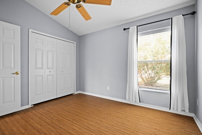 Building Photo - Key Vista home on cul-de-sac