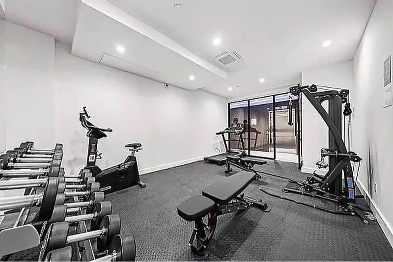 Building Photo - 23-33 Astoria Blvd