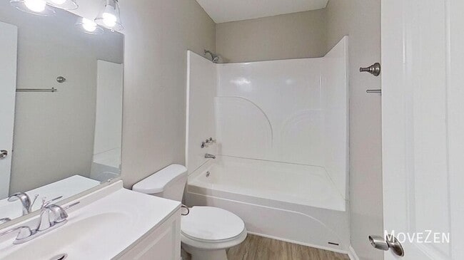 Building Photo - 202 Newgate Dr