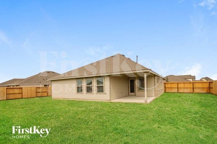Building Photo - 7406 Keechi Pl