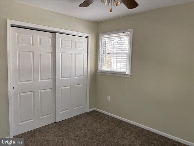 Building Photo - 148 Bayshore Dr