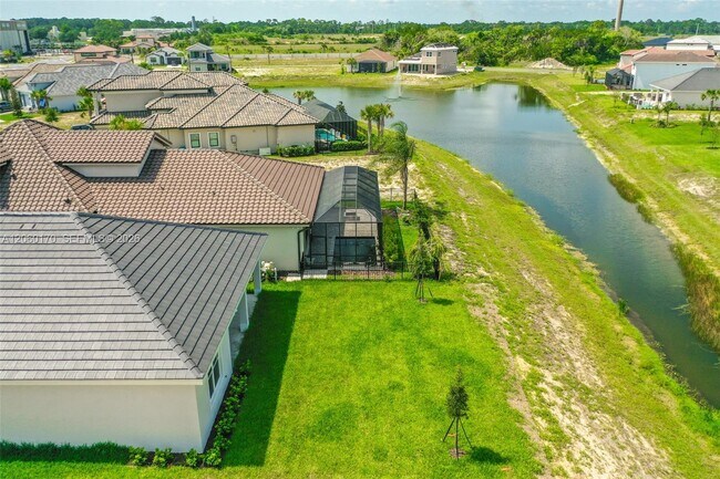 Building Photo - 3 Rio Vista Dr