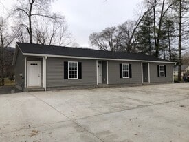 Building Photo - 107 Magnolia Ave