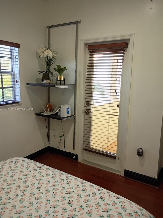 Building Photo - 13274 SW 142nd Terrace