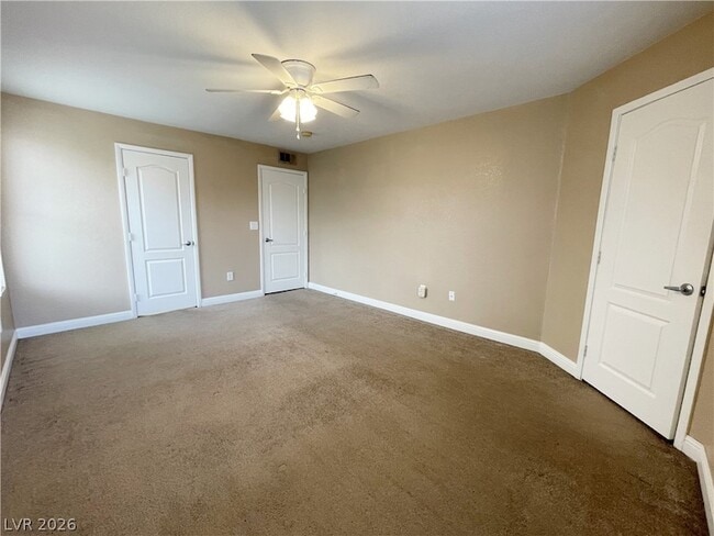 Building Photo - 5055 W Hacienda Ave